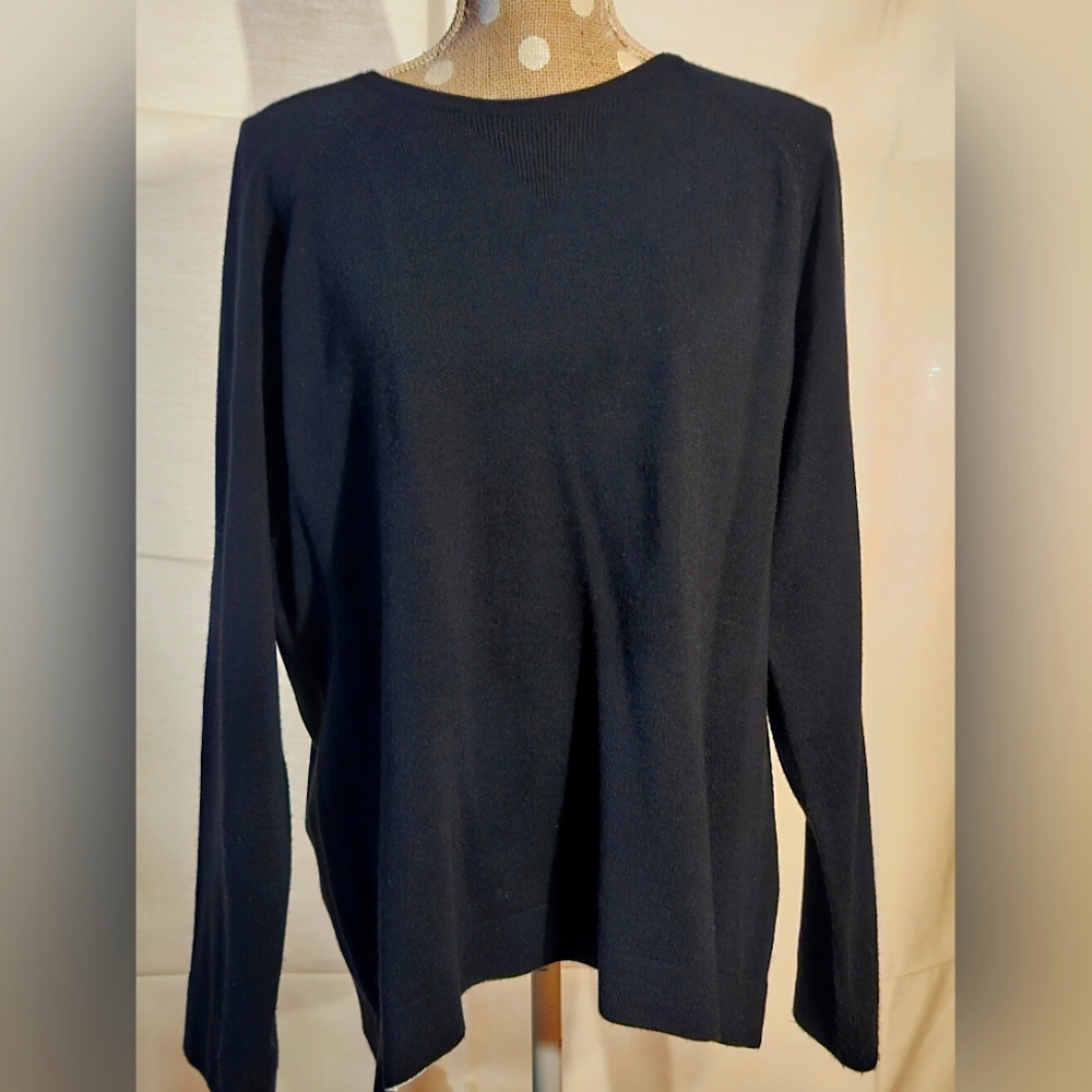 LH Sport pullover
